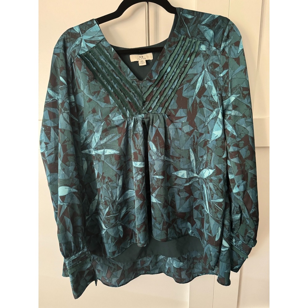 H Halston Leaf Pattern Black & Blue Blouse Size M Decorative Cuffs & Neck‎ Lined